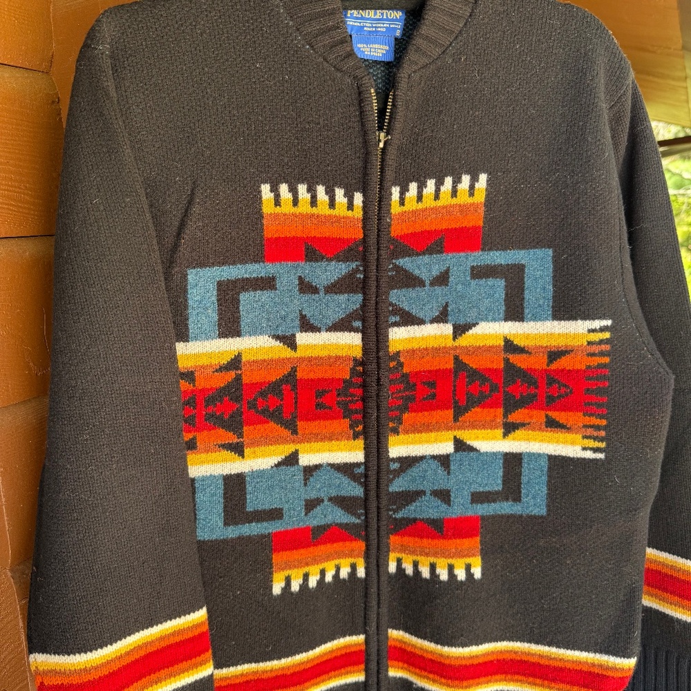 Pendleton Men's wool zip front cardigan